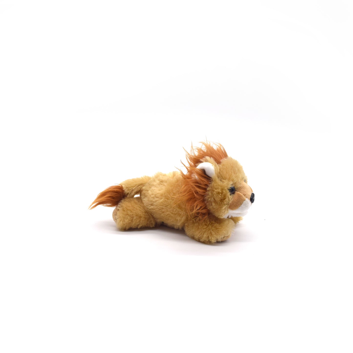 Lion Hug Ems 7in